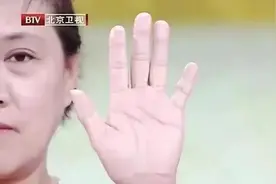 手麻=脑梗前兆？还可能提示5大疾病，千万警惕！图片