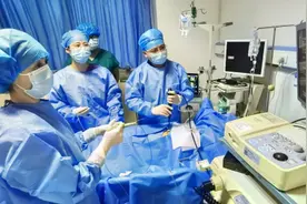 给癌细胞装上“追踪器”再用激光打击！重庆这家医院成功实施“肿瘤精准狙杀术”图片