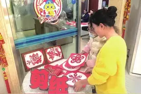新春消保走基层 非遗传承过大年——中国建设银行湖南省分行开展特色金融知识宣教活动图片