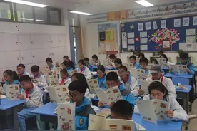 厉害了！青岛这名物理老师用漫画教学图片