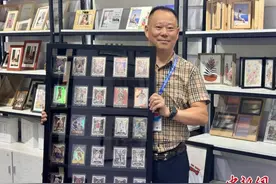 超500家企业亮相中国框画展 浙江义乌参展商：AI助力拓市图片