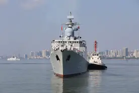 越南海军“陈兴道”号导弹护卫舰访问湛江图片