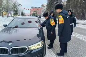 【基层动态】漠河市公安局禁毒大队联合交警大队开展“毒驾”筛查及娱乐场所检查行动图片