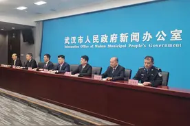 多种红利叠加激活消费 以旧换新购车 武汉最高补贴8000元图片