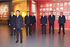 大庆钻探工程有限公司领导班子参观铁人馆图片