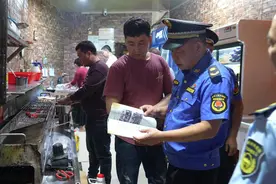龙岩市永定区多部门联合开展餐饮油烟治理夜查行动图片