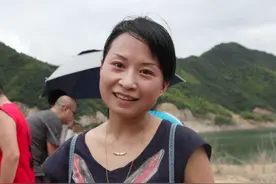 浙江50岁女子坚持健身14年，曾半年减重40斤！网友：这是阿姨“爆改”成小姐姐图片