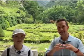 云中漫步，外国小哥哥耶果带你打卡华山秘境图片