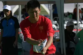 （体育）陀螺——男子团体第一阶段（第二轮）赛况图片