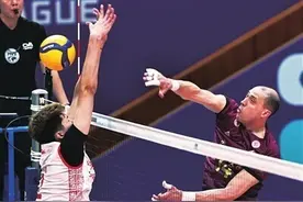 中国男排超级联赛总决赛上海先拔头筹图片