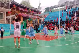 以体促旅 四川巴中“通江银耳”篮球队闪耀贵州“村BA”图片
