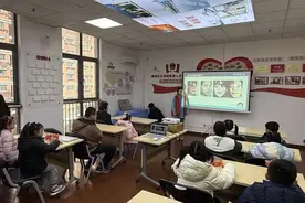 萌娃化身“小小牙医”，在游戏中get健康知识图片