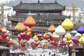 中国的消费与美国的消费图片