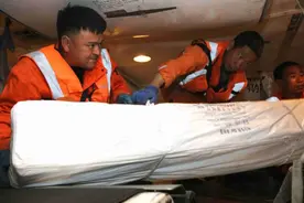 东航争分夺秒，跨越千里驰援缅甸地震灾区图片