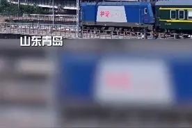 三车同框见证中国铁路发展！网友：现实版“平行时空”图片