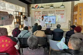 南京丁义山医院医疗援助团队为栖霞区下坝村村民义诊图片