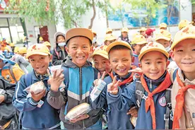 扎根雪域高原  奋斗书写新篇图片