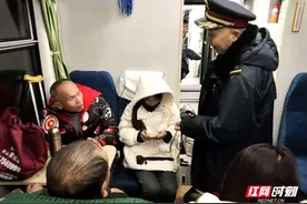 文化中国行丨父子同行守护温暖归乡路图片