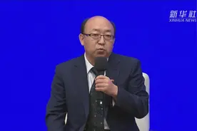 李俊升：医学无国界，无论走多远，一定不要忘记来时路、回家路图片