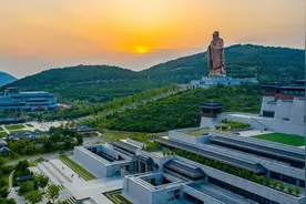 望岳谈｜穿越的孔子，在你我身边图片