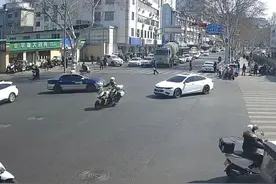 男子意外断指，济南交警鸣笛开道急送医图片