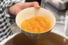 这款糖水近期爆火，有人却喝“中毒”了？专家紧急提醒图片