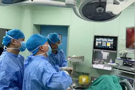 91岁抗美援朝老兵因胆囊炎引发心肺损伤，早年饮食及作息不规律埋下隐患图片