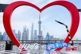 “新搭子”快闪空间亮相北外滩，可口可乐与奥利奥推出全球限定版产品图片