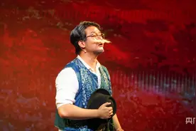 云南省博物馆国宝小提琴“对话聂耳”图片