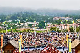 2025年“三月三”祭祀袍隆扣活动在五指山市举行图片