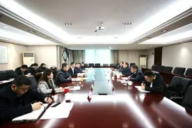 市委常委、宣传部部长申中华调研文明城市建设、历史文化名城保护工作图片