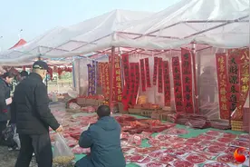 新春走基层|静宁：华灯璀璨社火红 购销两旺年味浓图片