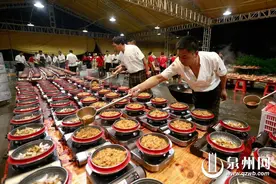 闽南“泉”味道：来泉州“吃桌” 品闽南生活图片