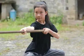 “小不点”变成“飒女侠”，12岁温州女孩苦练南拳，全国大赛夺冠图片
