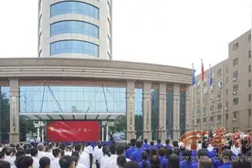 庆祝第九个中国航天日 四院举办系列主题文化活动 开放航天固体动力展览馆图片