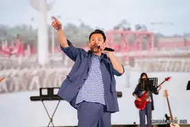 全城贺国庆，惠州举办“我和我的祖国”岁月留声音乐会图片
