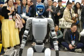 宇树科技机器人，解锁新技能！图片