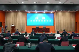 潍坊学院与昌乐县人民政府签署校地融合发展合作协议图片