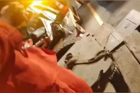痛心！重庆南川一辆老年代步车坠河，交警：车内4人不幸身亡图片