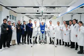 我国科学家研发新技术助瘫痪病人恢复行走图片