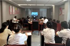 平阴县人民医院组织收看《医保医疗协同改革及DRG2.0版分组方案解读》线上会议图片