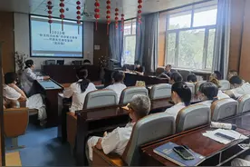 多个高校学院召开师德师风会议，部分通报了人民大学王贵元案图片