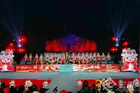 新春走基层｜云南祥云新春看“村晚” “哑巴节”万人狂欢图片