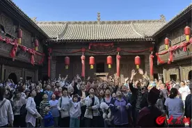 国庆首日 郓城水浒好汉城客流量近万人次图片
