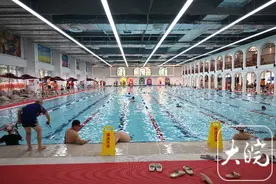 小叶医探｜泳池水可能带来“氯伤害” 夏日游泳需注意卫生安全图片