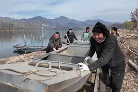 密云水库进入禁渔期 执法升级守护“一泓碧水”图片