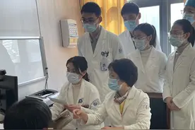 杭州19岁姑娘洗澡时发现不对劲！一查怕了...图片