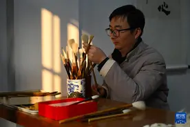 非遗有新人丨“丝毫”之中蕴匠心图片