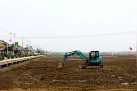 这里的农民为何“闲不住”？ | 新春评话图片