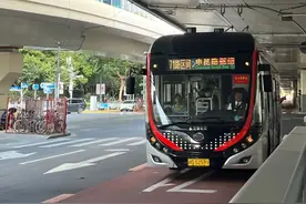 2元低成本城市漫游指南：跟着71路公交逛静安图片